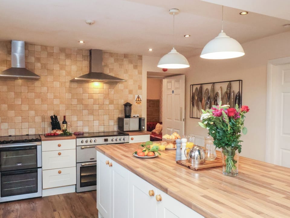 Cottage | Interior