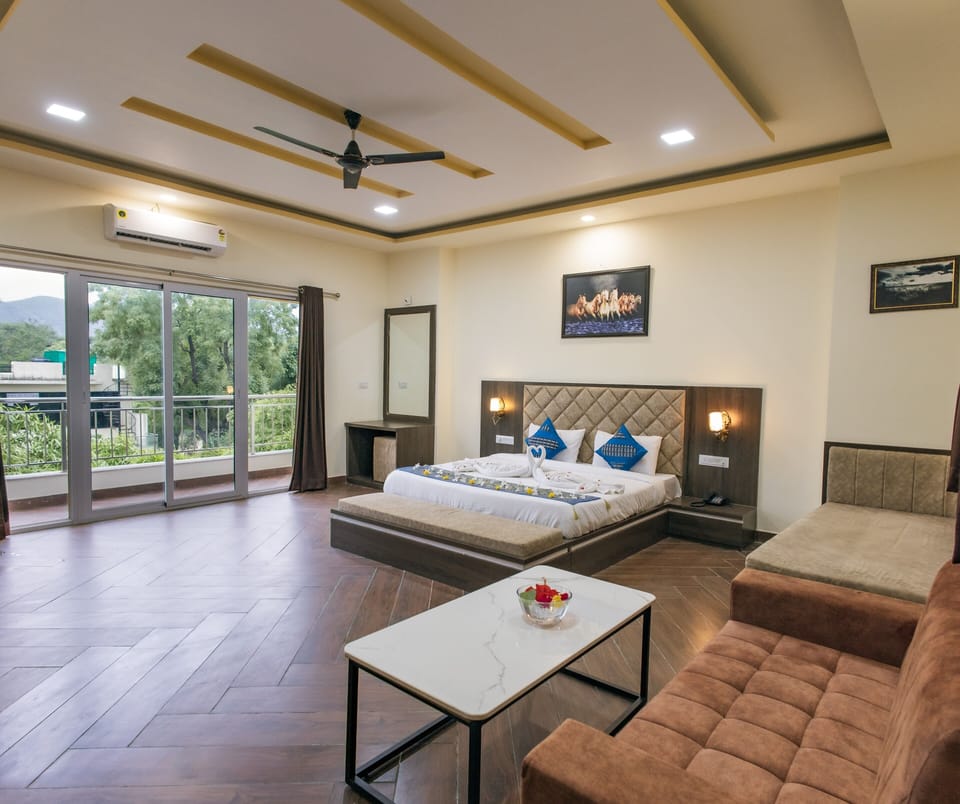 Suite Room With Private Balcony | Premium bedding, minibar, desk, rollaway beds