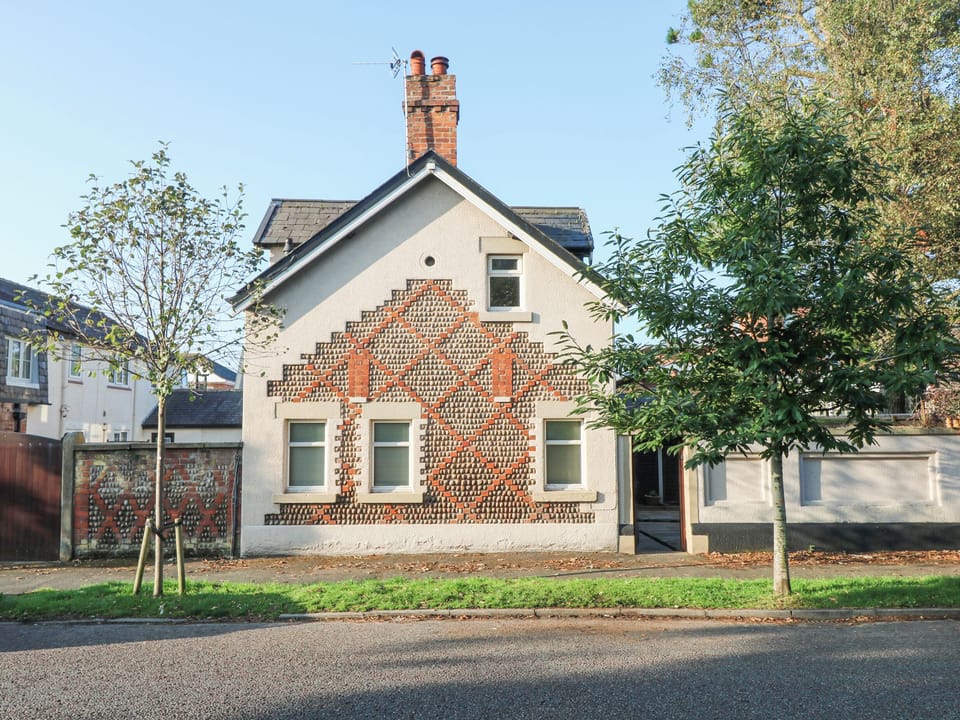 Cottage | Exterior