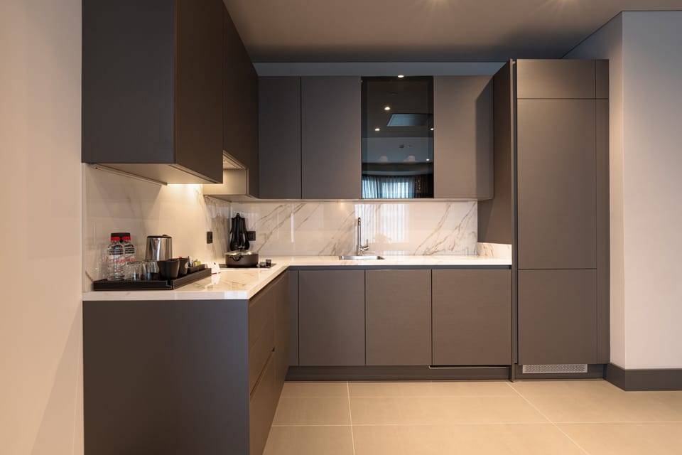 Suite, 1 Bedroom, Balcony | Private kitchen