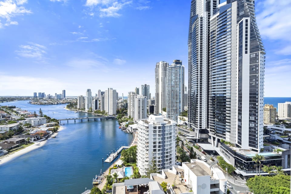 2 Bedroom 1 Bathroom Hinterland View Apartment  | City view