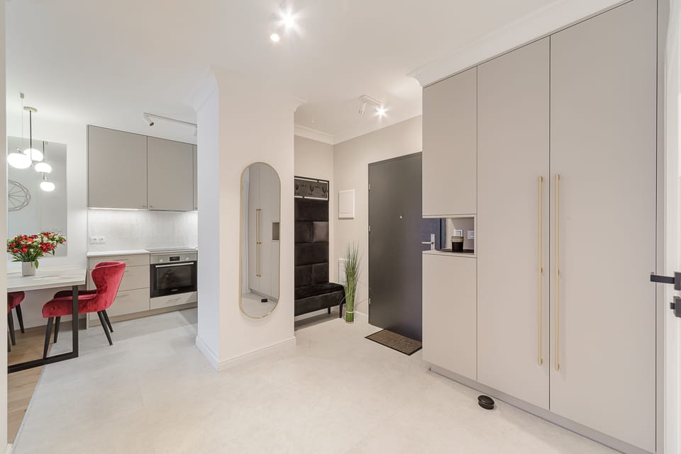 50-inch TV with digital channels