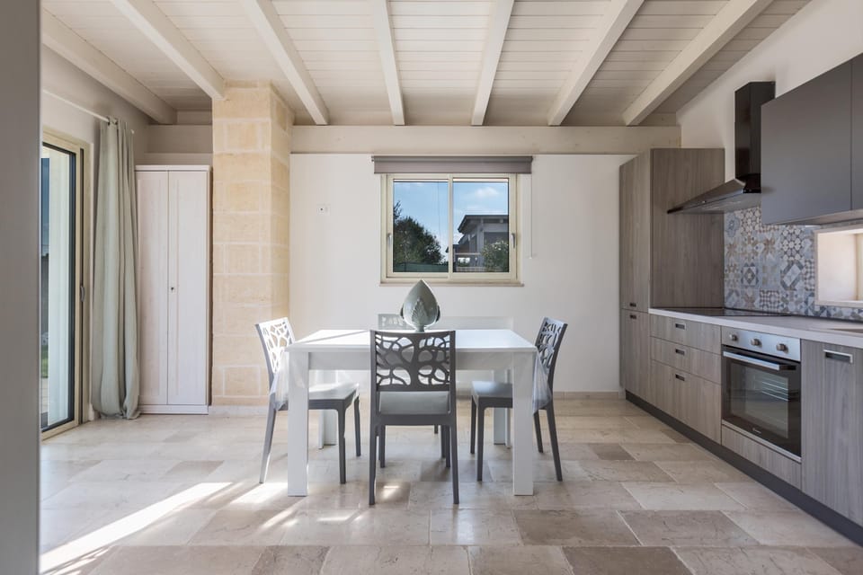Villa | Dining room