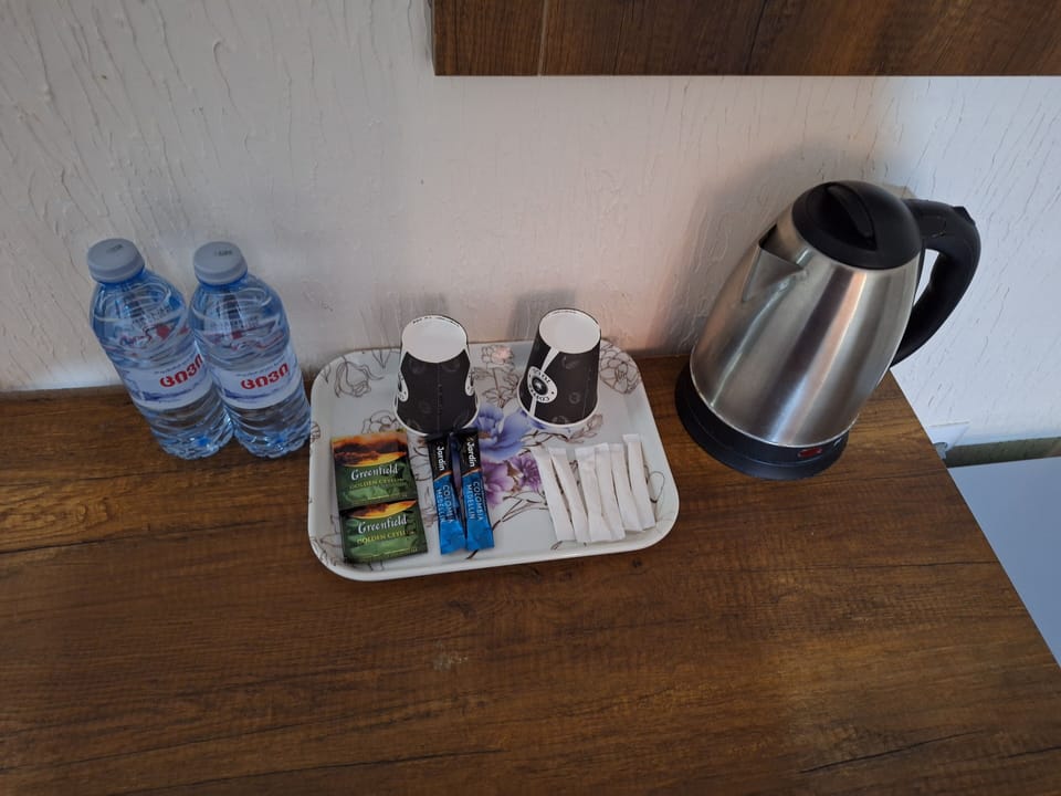 Minibar, soundproofing, WiFi (free), bed sheets