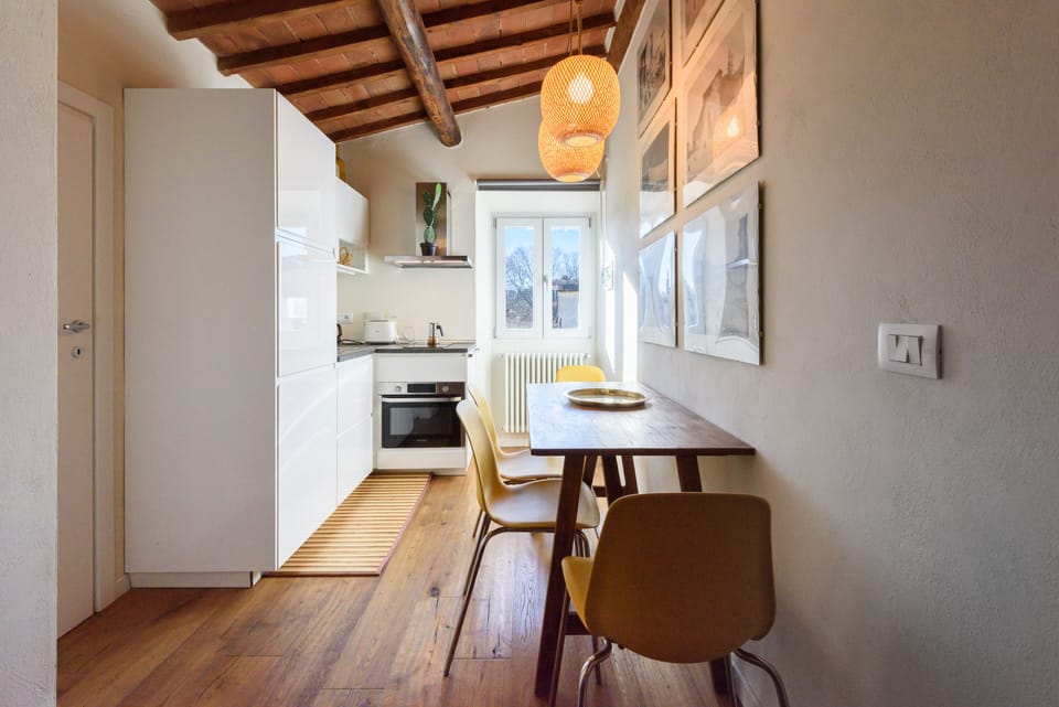 Design Apartment | Private kitchen | Fridge, microwave, oven, stovetop
