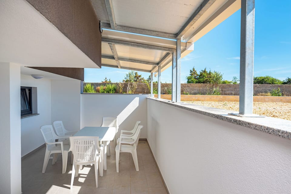 Apartment, 1 Bedroom, Balcony, City View | Outdoor dining