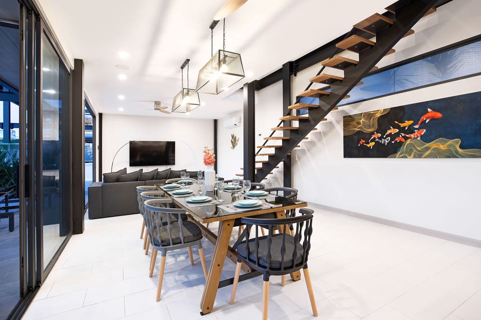 Luxury Villa | In-room dining