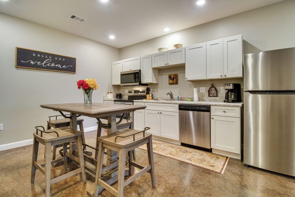 Apartment (1 Bedroom) | Interior