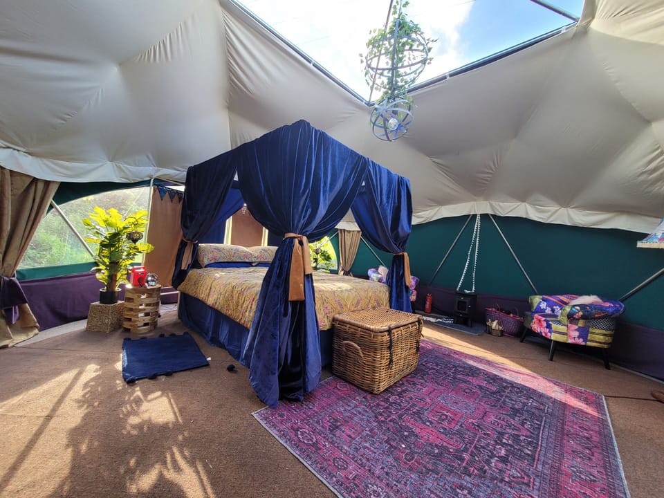 Pillowtop beds, individually decorated, individually furnished