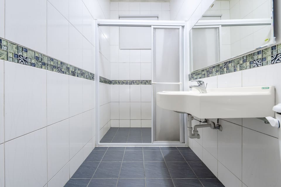 Twin Room, Balcony | Bathroom | Free toiletries, hair dryer, slippers, towels