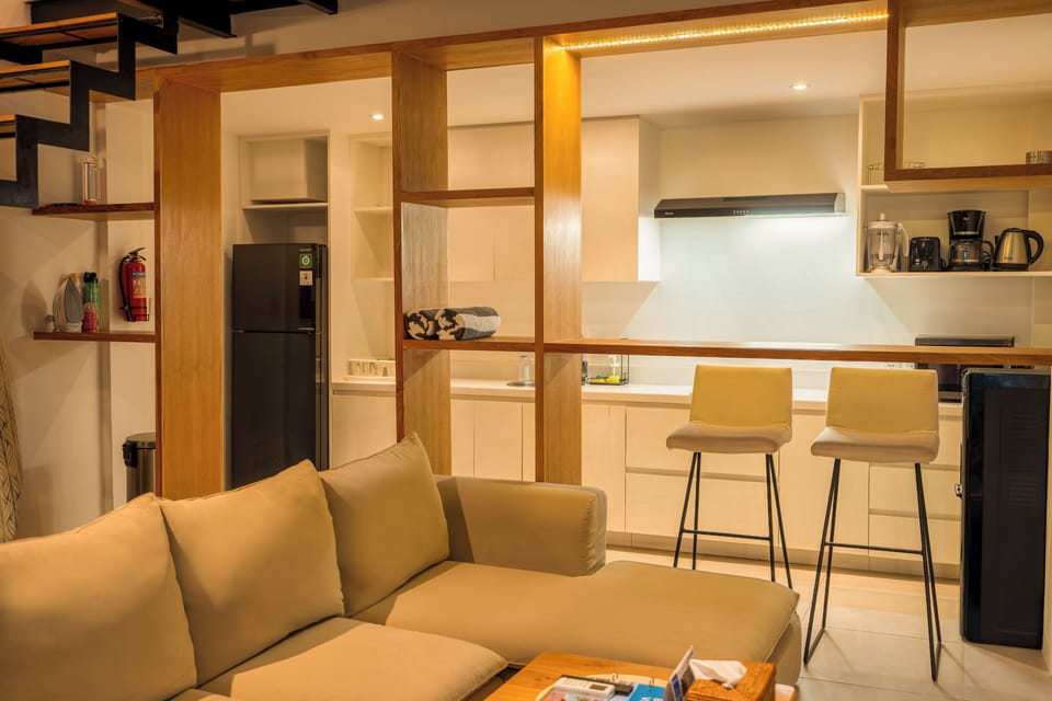 Apartment | Living room | 43-inch Smart TV with digital channels