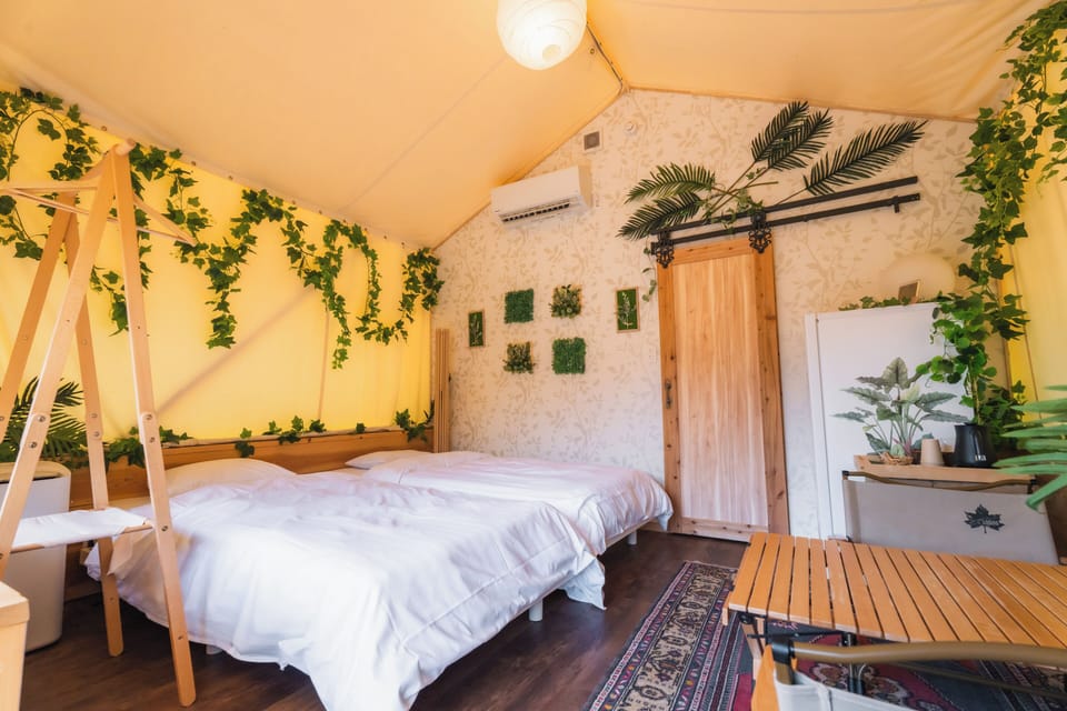 Yasuragi 2-Bed | Laptop workspace, free WiFi