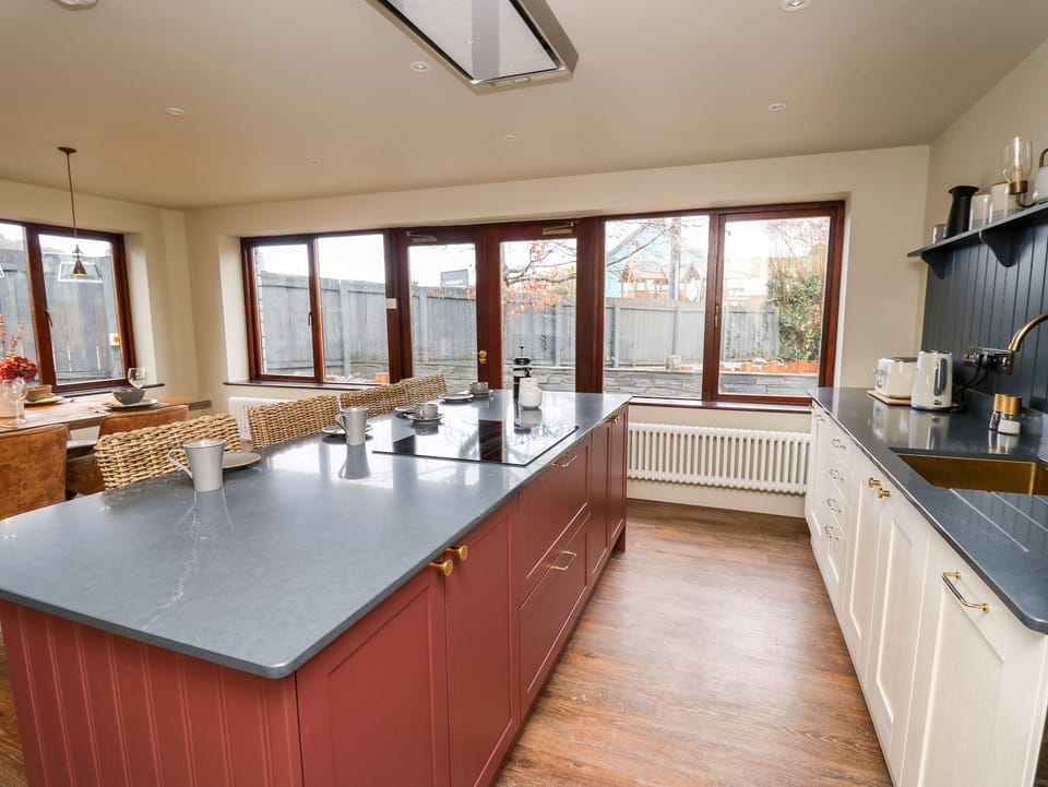 Fridge, dishwasher, electric kettle, toaster