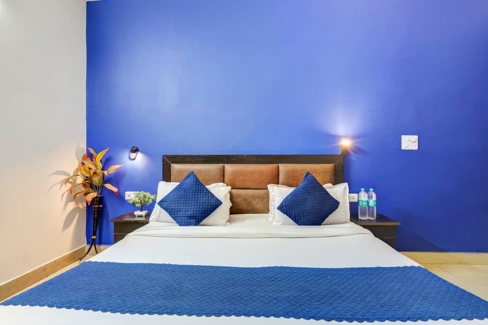 Deluxe Room | 1 bedroom, desk, soundproofing, free WiFi