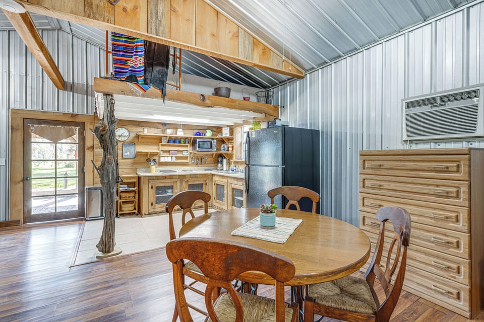 Apartment (0 Bedroom) | Interior