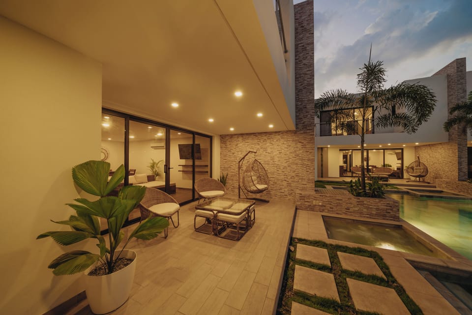 Villa | Outdoor dining
