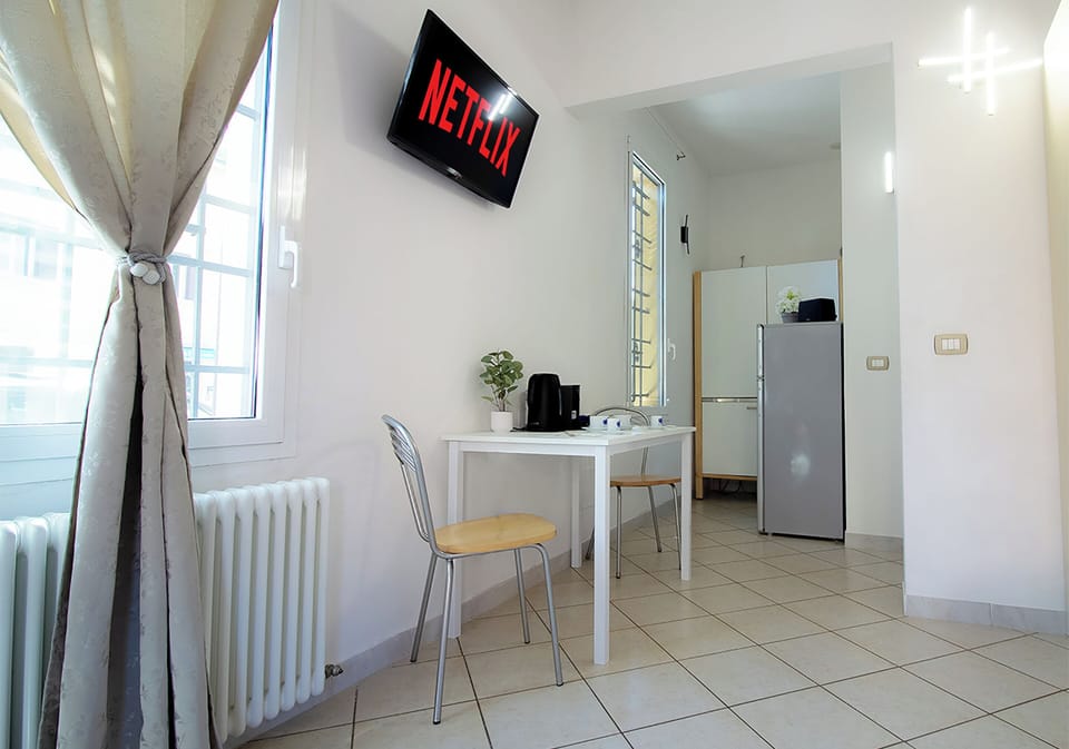 Classic Double Room, 1 Bedroom, Ensuite, Ground Floor | Private kitchen | Fridge, stovetop, espresso maker, coffee/tea maker