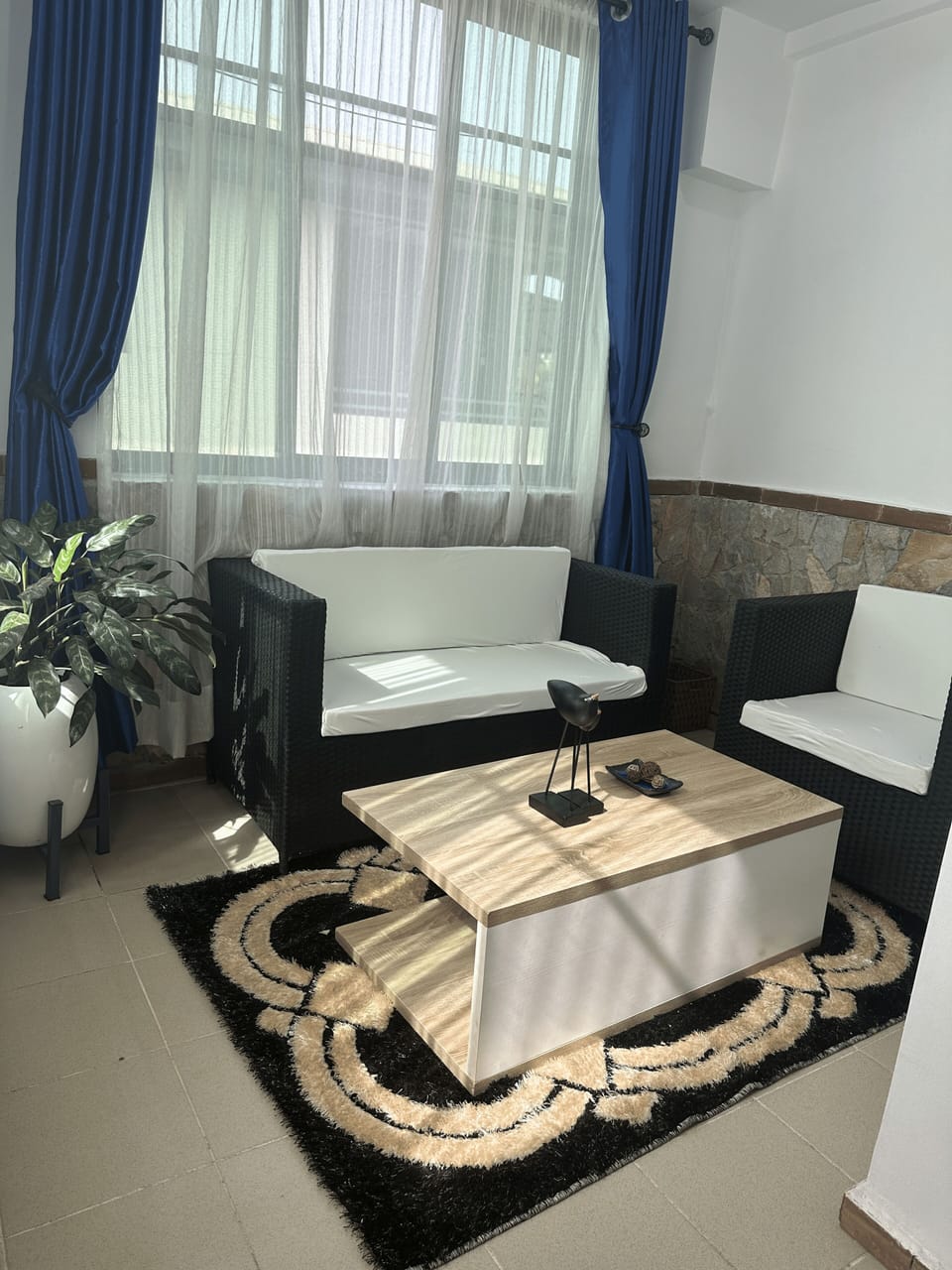 Standard Suite | Living area | 32-inch Smart TV with digital channels