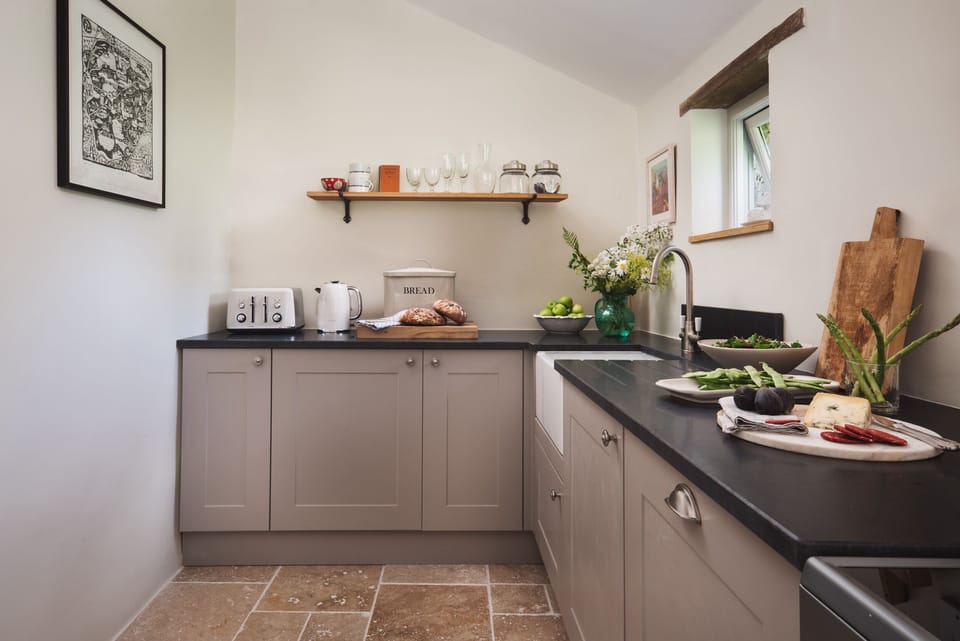 Fridge, dishwasher, electric kettle, toaster