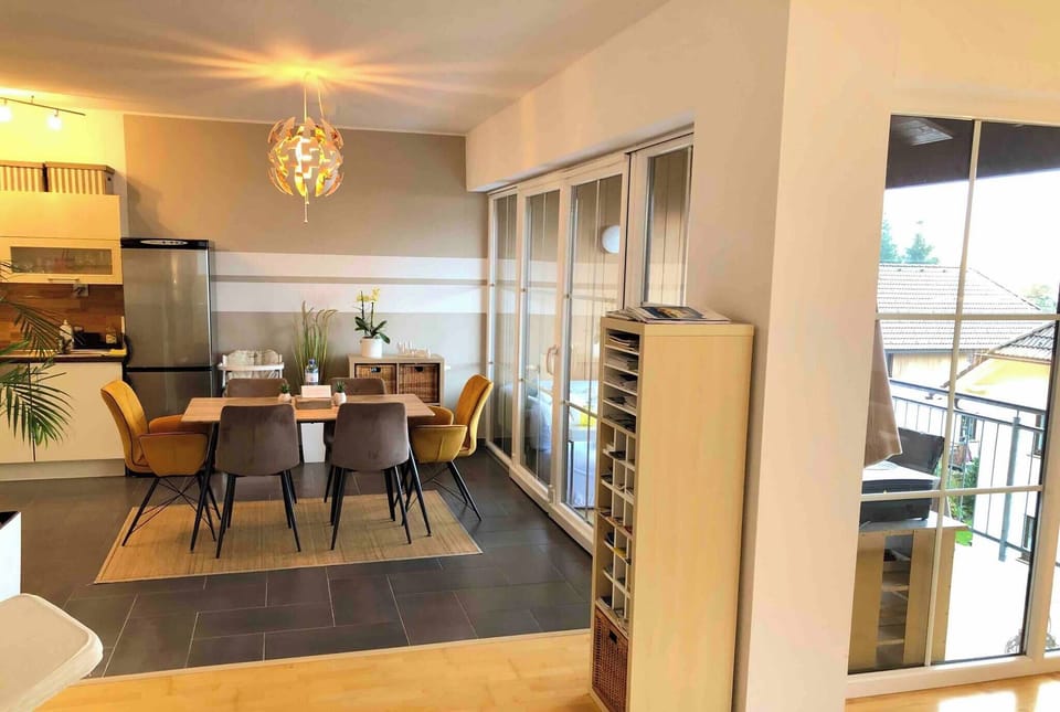 Apartment, 1 Bedroom, Smoking, Terrace | Dining