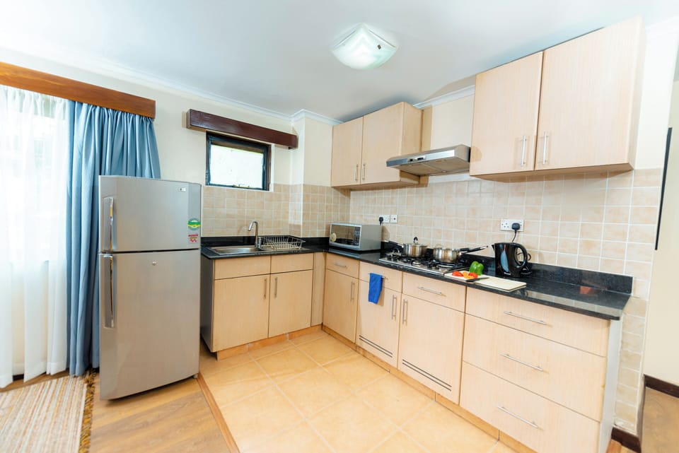 Standard Apartment with 2 Queen Beds, Non-Smoking | Premium bedding, down comforters, pillowtop beds, in-room safe