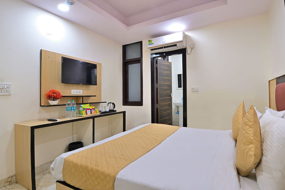 Deluxe Room | 1 bedroom, free WiFi