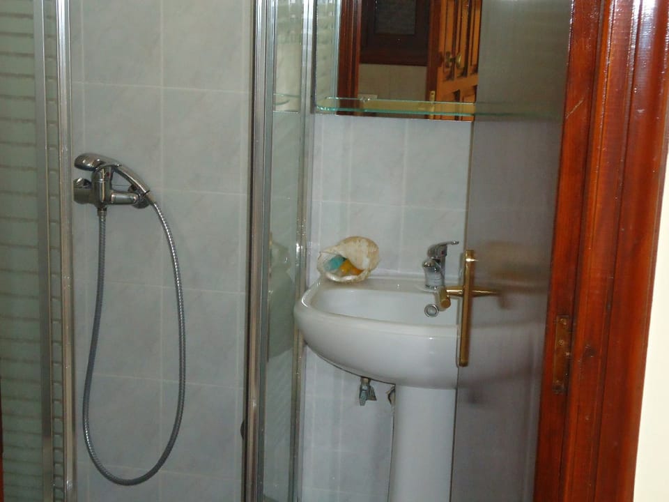 Almini Apartments Bed and Breakfast in Greece