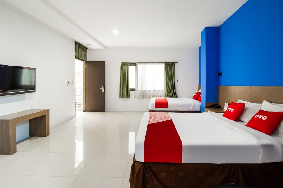 Family Suite | Desk, free WiFi, bed sheets