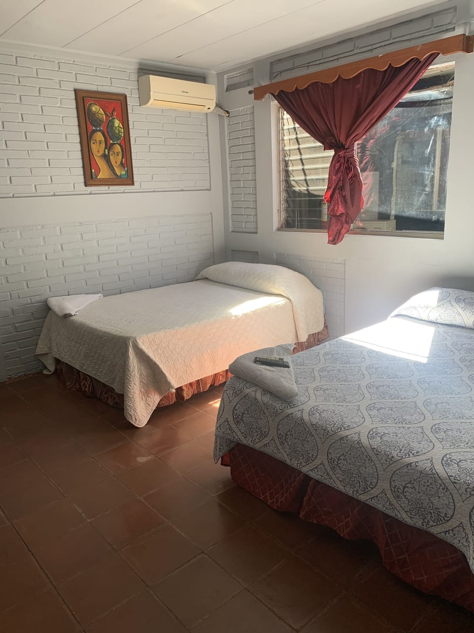 Traditional Room | Desk, soundproofing, bed sheets