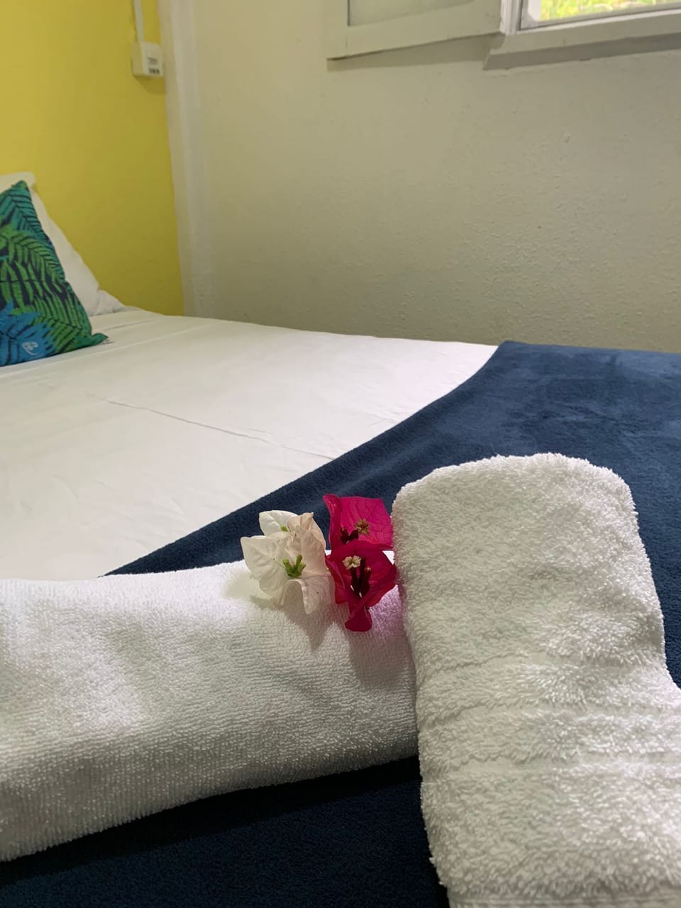 Basic Double Room | Laptop workspace, WiFi (free), individually decorated