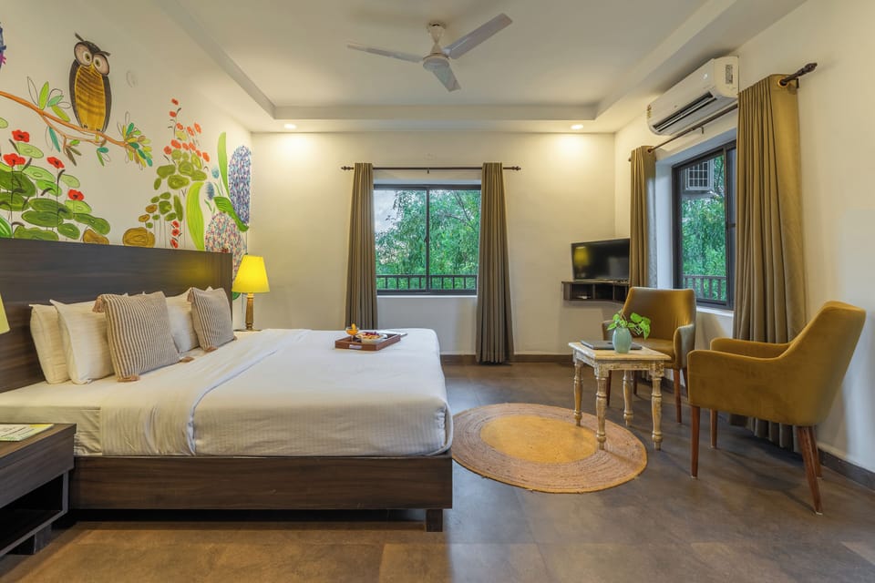 Premium Double Room | Soundproofing, iron/ironing board, free WiFi, bed sheets
