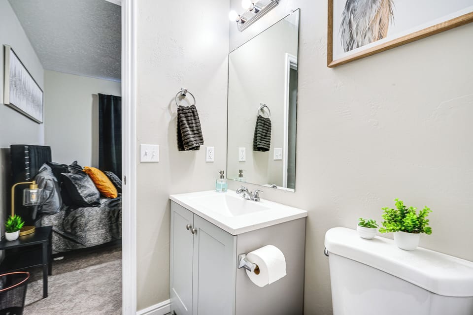 Spacious Utah Home: 34 Mi to Salt Lake City Cottage in Tooele