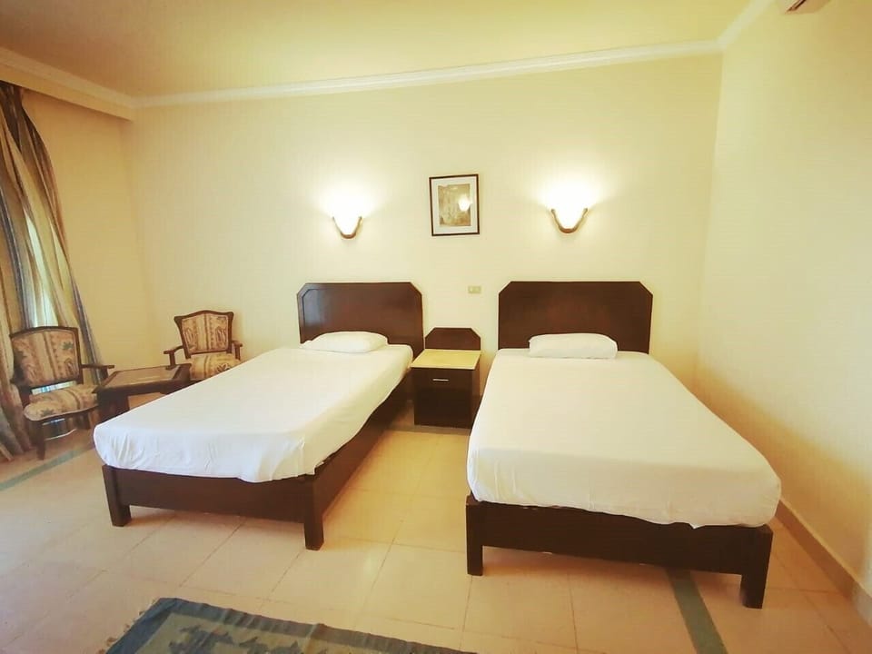 Individually furnished, bed sheets