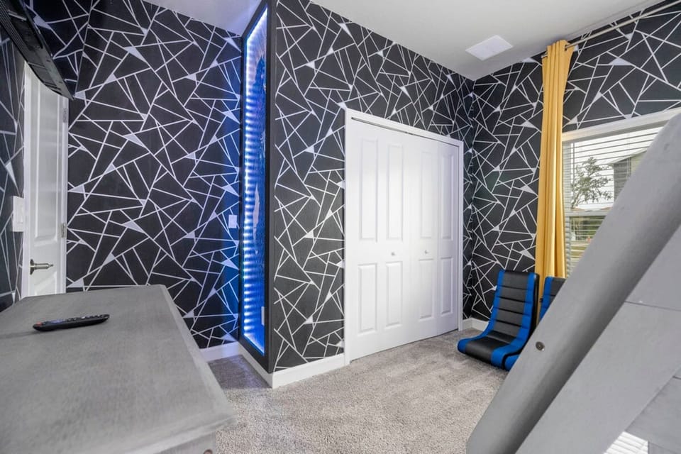 House | 5 bedrooms, high-speed internet