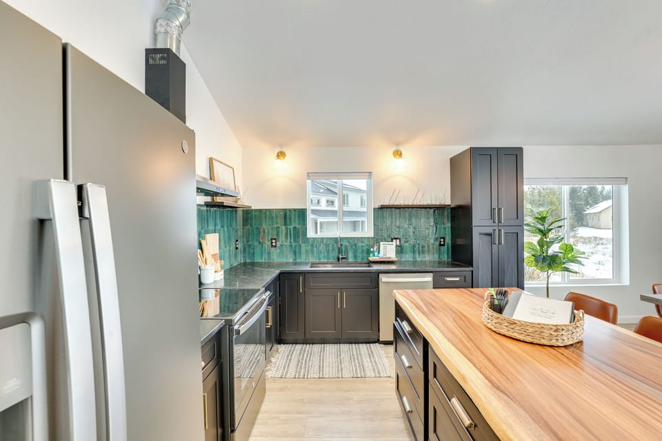 House (3 Bedrooms) | Interior