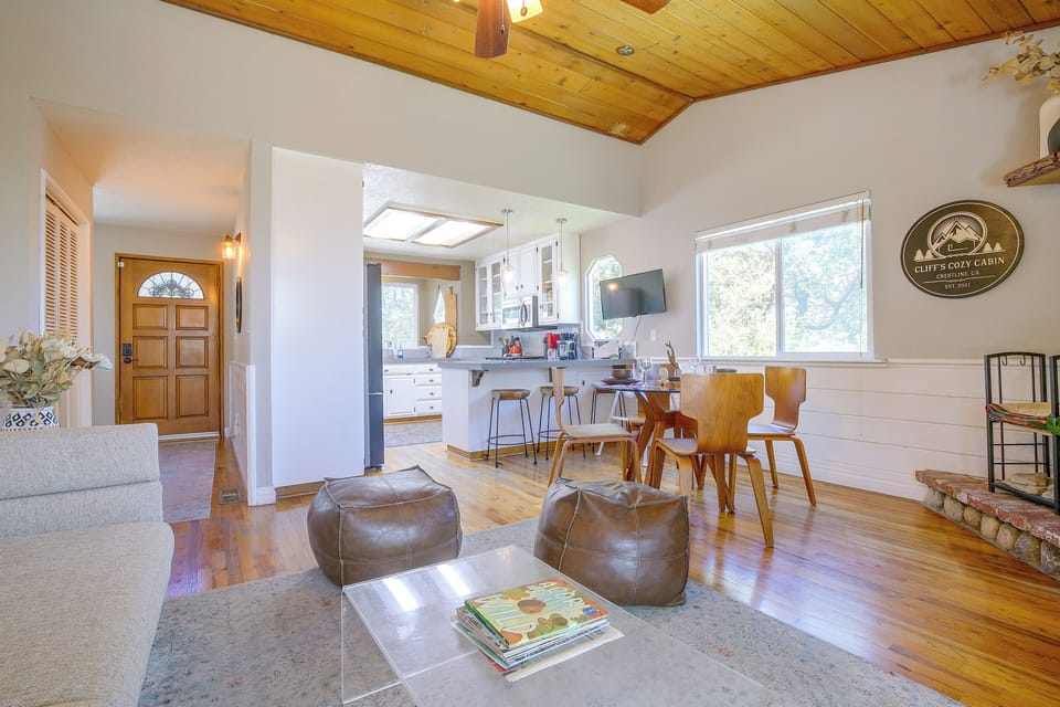 Cottage (3 Bedrooms) | Interior