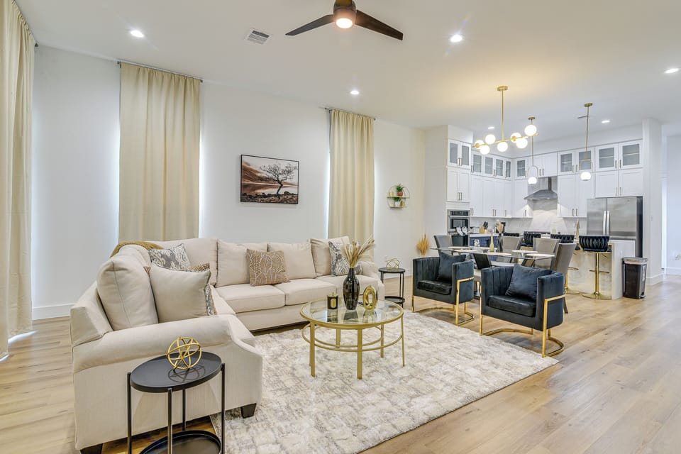 House (3 Bedrooms) | Front of property