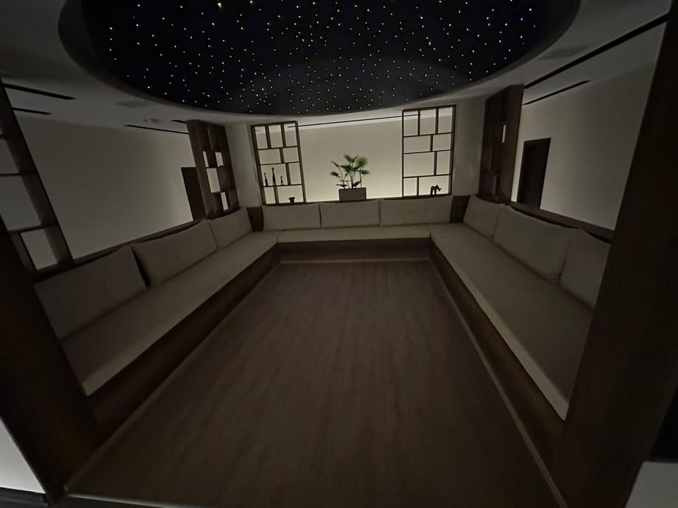 Couples treatment rooms, sauna, steam room, Turkish bath