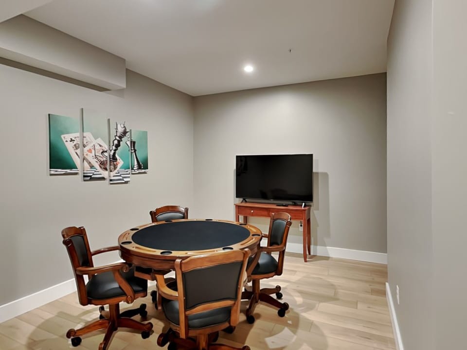 House (5 Bedrooms) | Property amenity