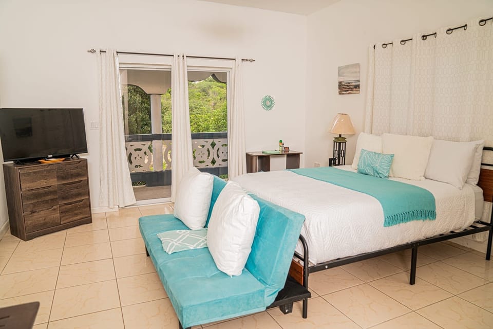 Villa | 1 bedroom, iron/ironing board, WiFi (free), bed sheets