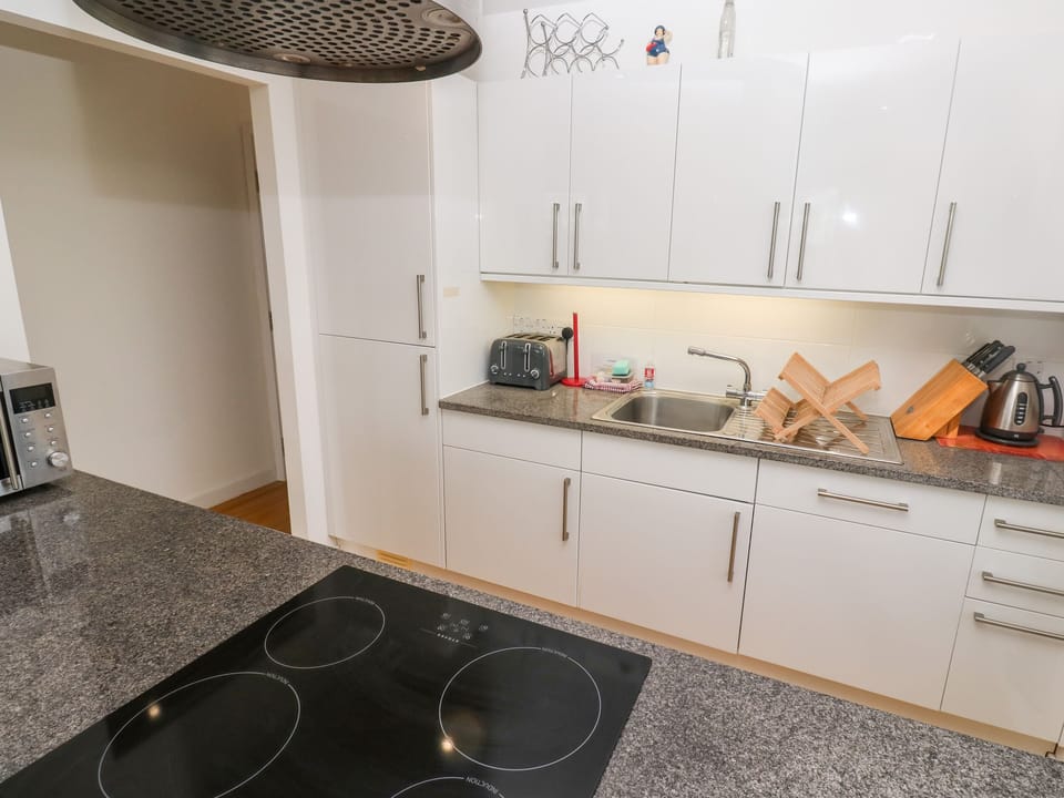 Fridge, dishwasher, electric kettle, toaster