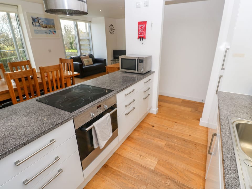 Fridge, dishwasher, electric kettle, toaster