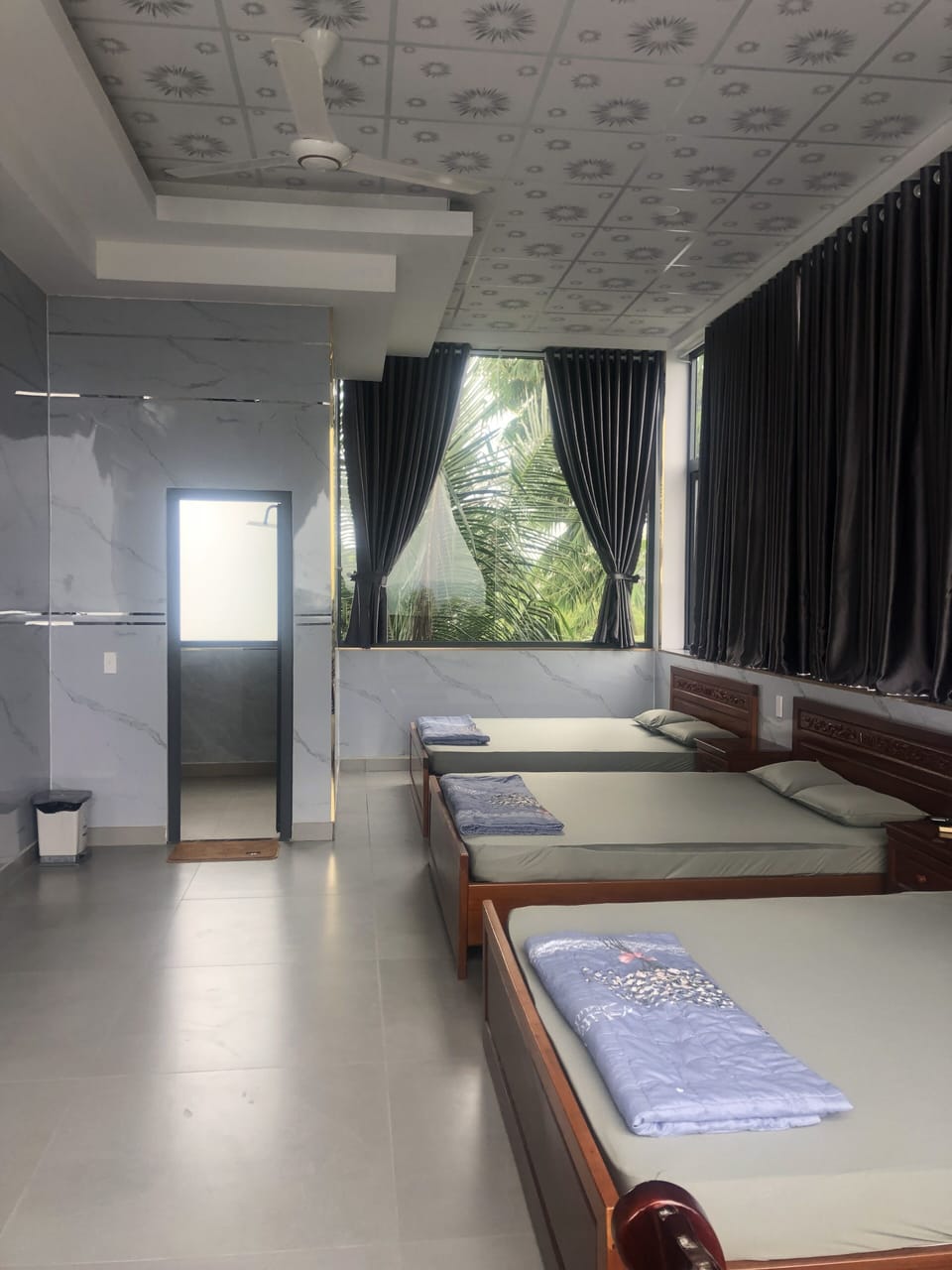 Design Triple Room | Individually decorated, individually furnished