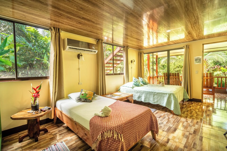 Cabin #2 | Hypo-allergenic bedding available, down comforters, WiFi (free)