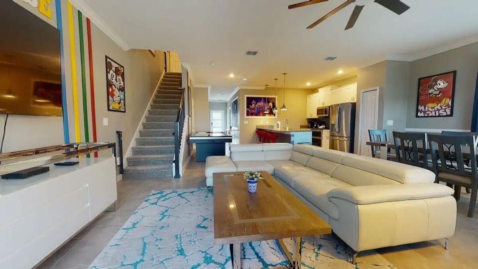 Townhome, 5 Bedrooms | Living area