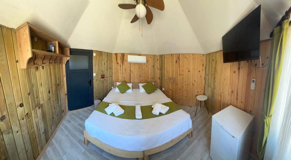 Classic Room | Bed sheets
