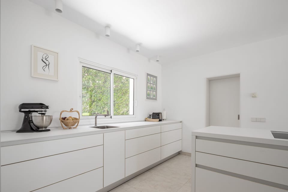 Villa | Private kitchen | Fridge, microwave, oven, stovetop