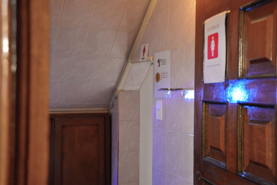 Comfort Double Room, Women only | Shared bathroom