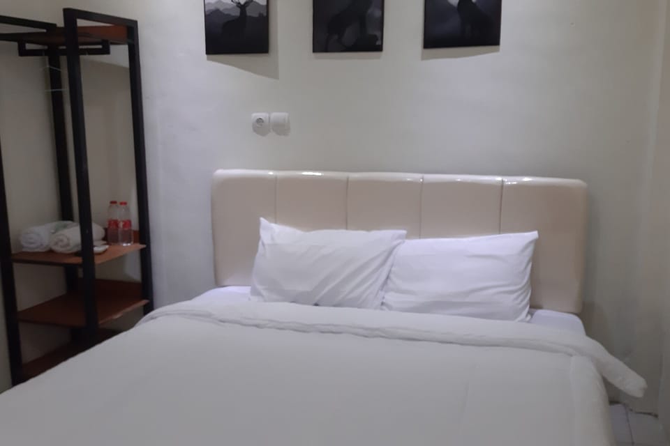 Standard Double Room | Bed sheets