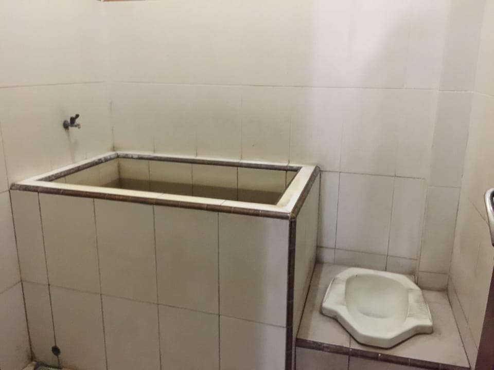 Double Room | Bathroom | Shower, towels